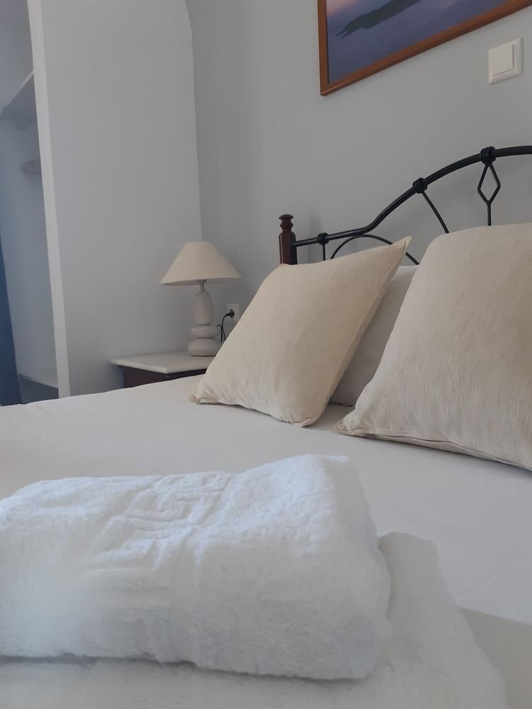 Emmanouela Studios & Villas Karterados  Esterno foto