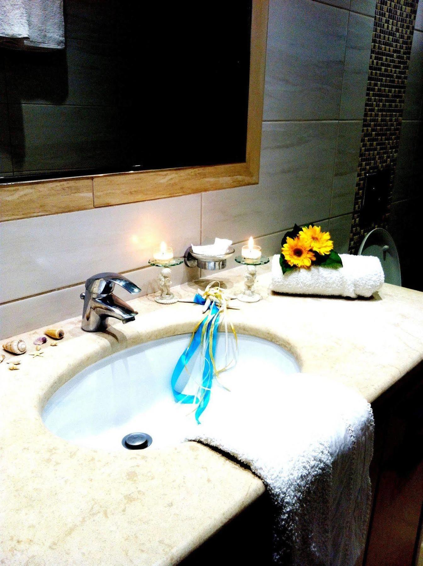 Emmanouela Studios & Villas Karterados  Esterno foto
